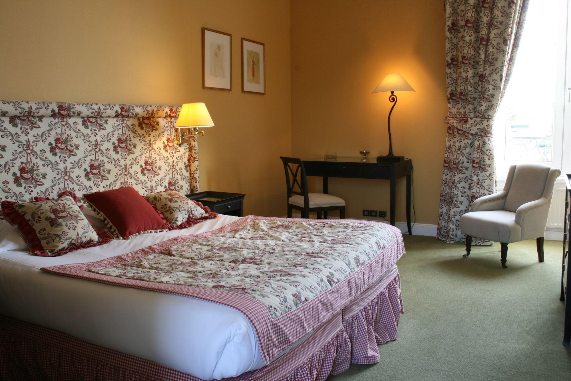 Grand Hotel "Chateau De Sully" - Piscine & Spa -Teritoria Екстериор снимка