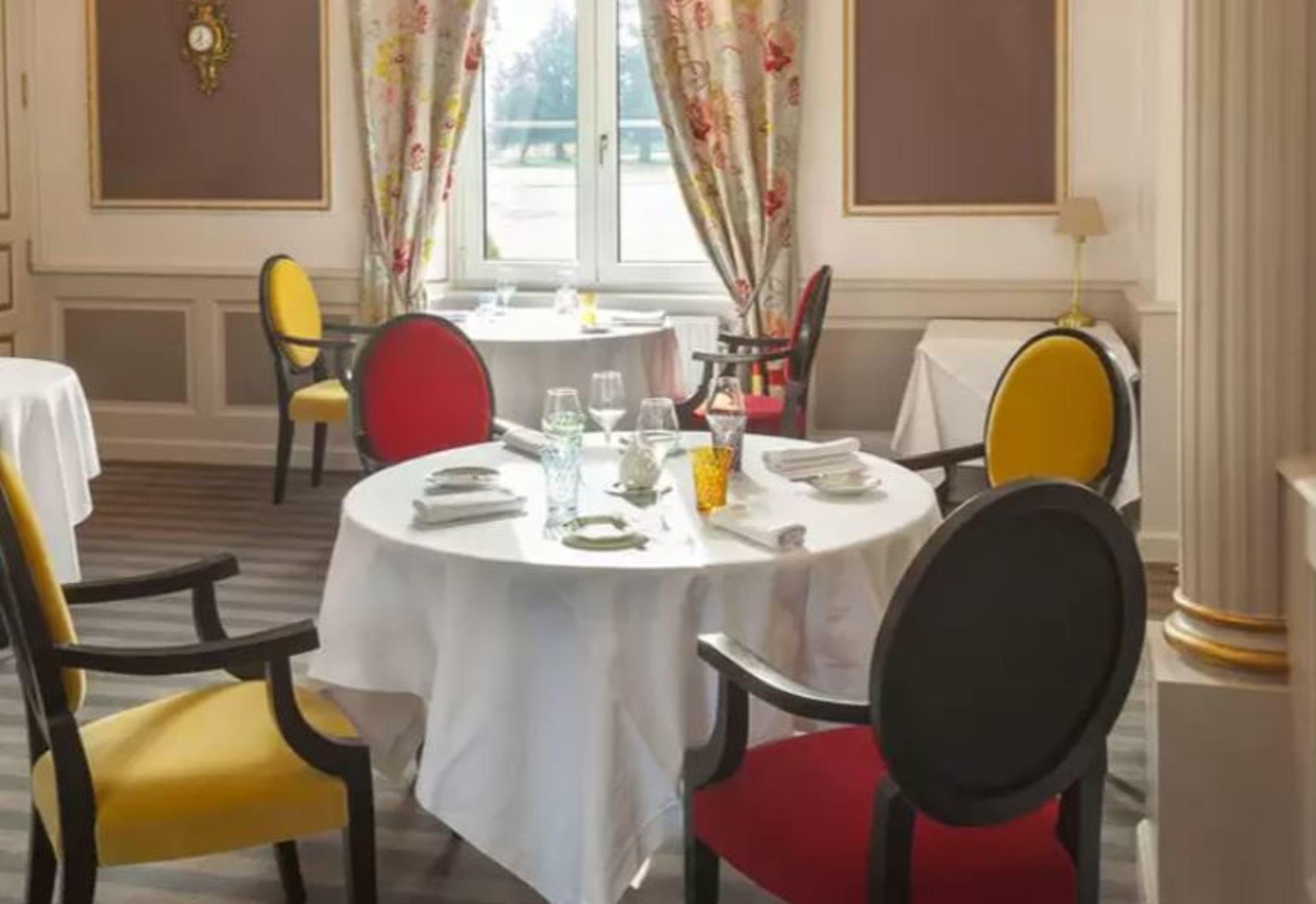 Grand Hotel "Chateau De Sully" - Piscine & Spa -Teritoria Екстериор снимка
