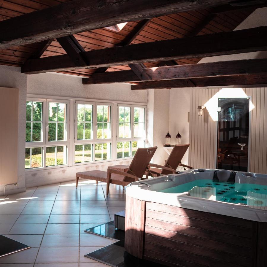 Grand Hotel "Chateau De Sully" - Piscine & Spa -Teritoria Екстериор снимка
