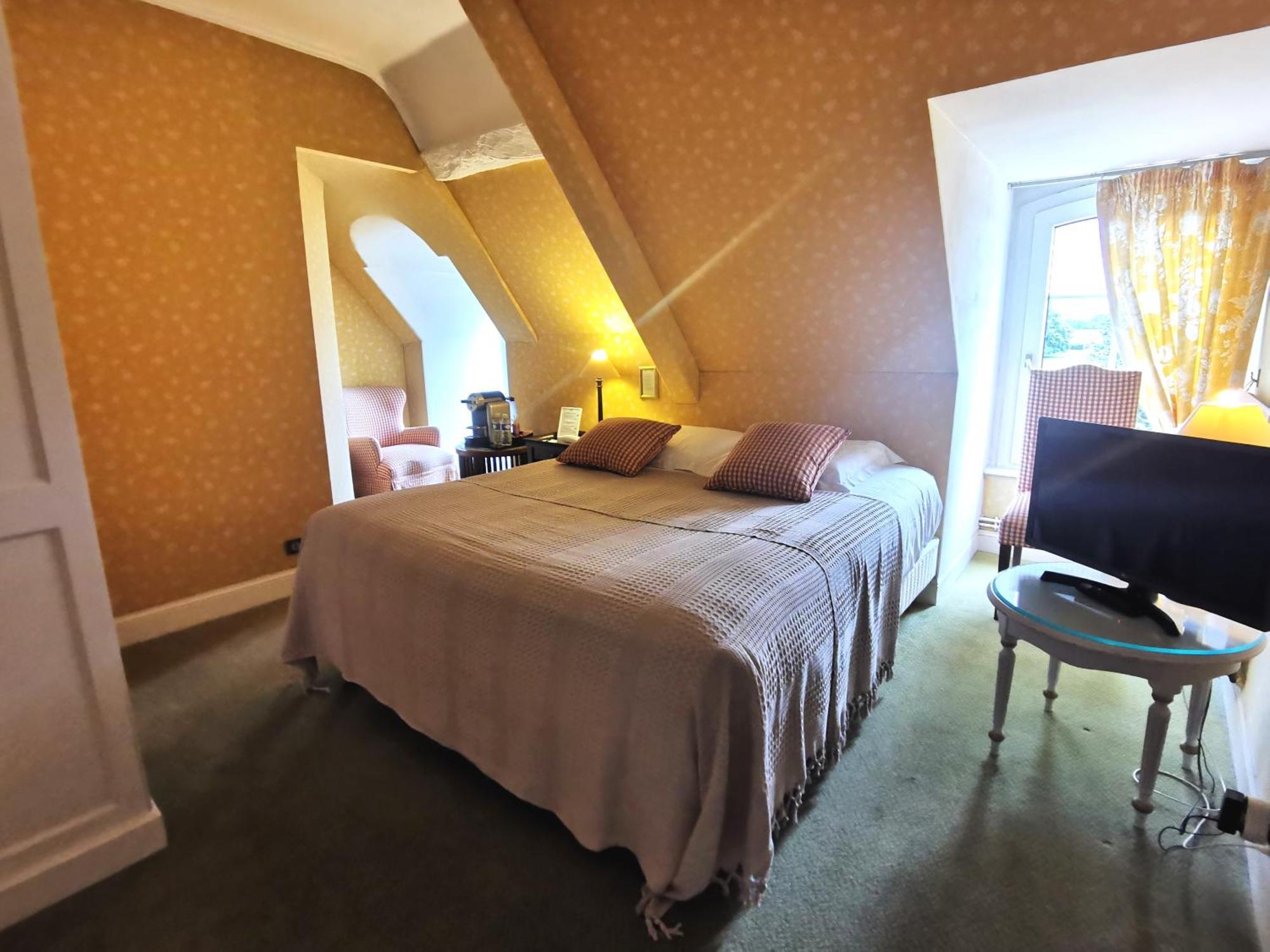 Grand Hotel "Chateau De Sully" - Piscine & Spa -Teritoria Екстериор снимка